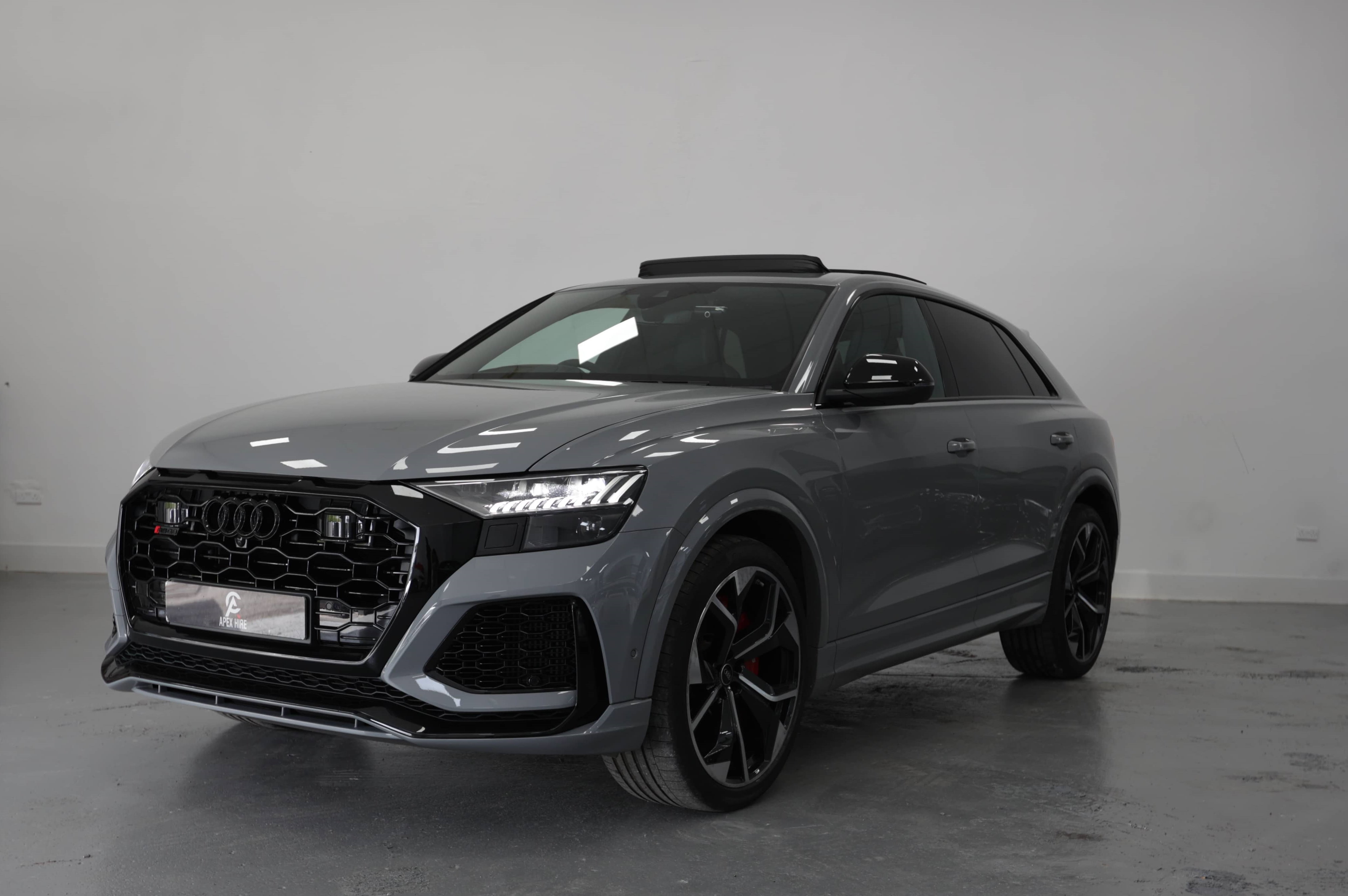 Audi RSQ8